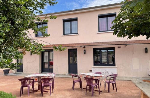 Pierrefitte-sur-Loire Cabaña | Casa rural Pierrefitte-sur-Loire, 4 dormitorios, 9 personas