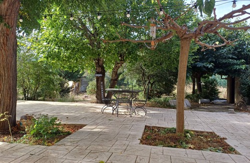 Prades-sur-Vernazobre Casa | Renovated cottage in the heart of nature