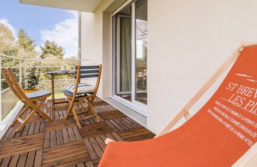 Saint-Brevin-l'Ocean Apartamento | Apartamento renovado, luminoso cerca de la playa con estacionamiento