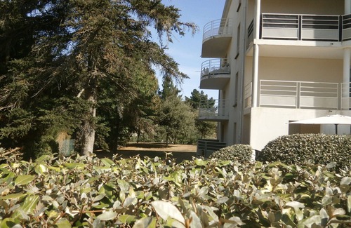 Saint-Brevin-l'Ocean Apartamento | Apartamento renovado, luminoso cerca de la playa con estacionamiento