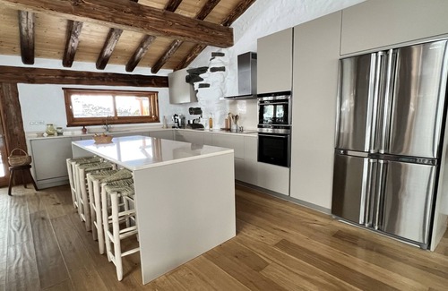 Sainte-Foy-Tarentaise Chalet De Esquí | Renovated 18th century chalet in charming alpine hamlet