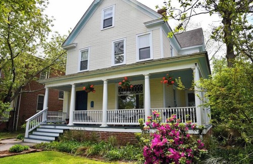 Cape Charles Casa | Renovated Gem: Walk to Beach, Historic District Shops, Restaurants, Central Park