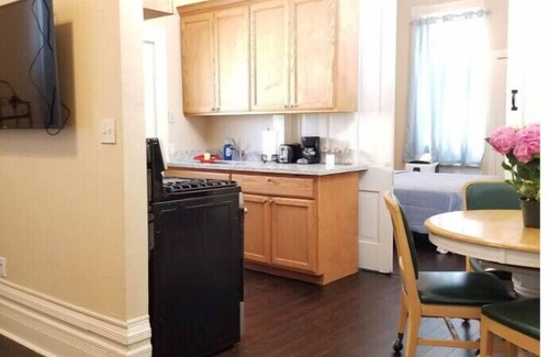 San Jacinto Apartamento | Renovated Historic Home on Broadway #1