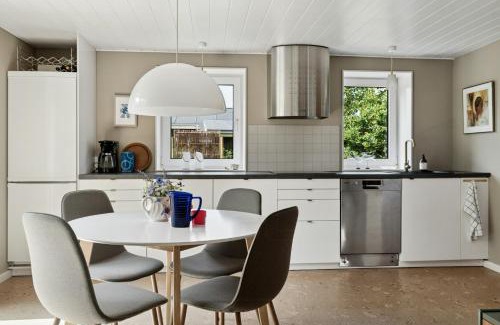 Nordost Casa | Renovated Holiday Home Near Lyngså Beach