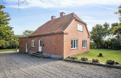 Skovbyballe Casa | Renovated home in rural idyll, close to the beach