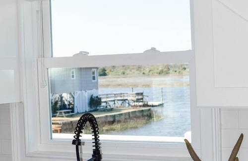 Ocean Isle Beach Casa | Renovated Island Cottage on OIB with views of Jinx Creek, 4 min walk to beach