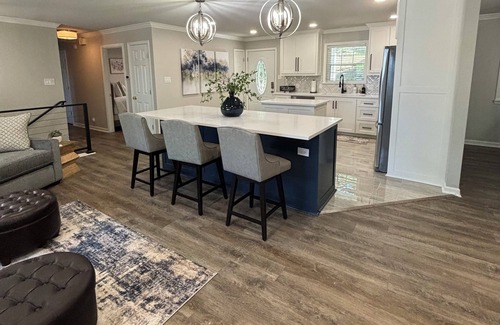Lakeland Casa | Renovated Lake Front Home with great views & private dock!