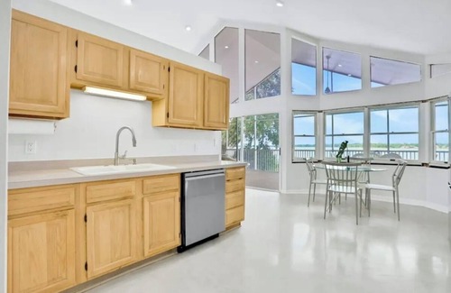 Lake Placid Casa | Renovated Lakefront, 4 Bdrms, 3 Bath, Dock, Sunset Views, Huge Screened Porch