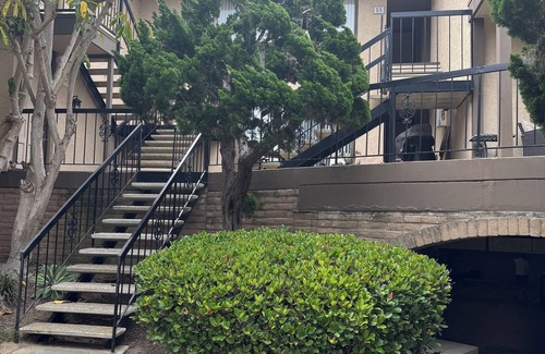 Solana Beach Condominio | Renovated Lovely 2-Bedroom Condo by the Ocean