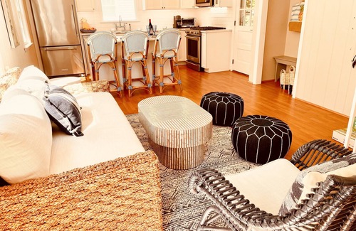 Popponesset Casa | Renovated Luxury Cottage - Walk to Private Beach