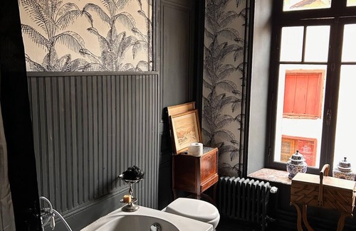Vouziers Otro | Renovated Manoir Blossom near Reims to discover Champagne-Ardennes.