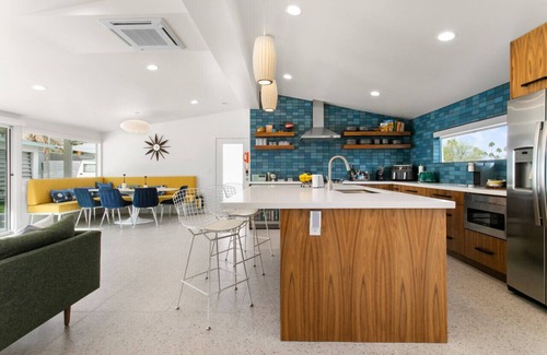 Magnesia Falls Cove Casa | Renovated Mid-Century Home w/Pool & Vintage Camper