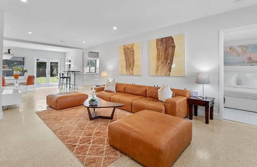 Poinsettia Heights Casa | Renovated Midcentury - Steps From Wilton Manors