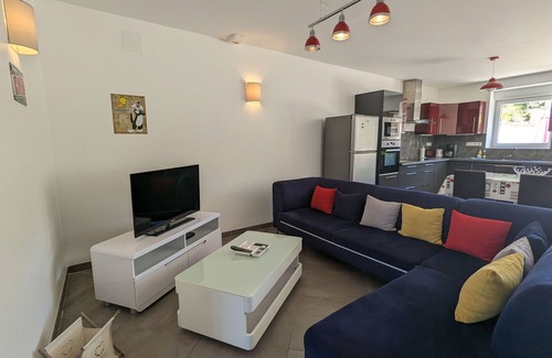 Longeaux Cabaña | Casa rural renovada y moderna con Wi-Fi, tranquilidad y confort cerca de Ligny-en-Barrois