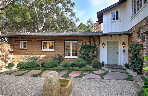 Toro Canyon Casa | Renovated Montecito Spanish Adobe Estate