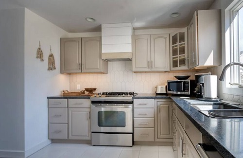 Naushop Casa | Renovated Naushop Home!