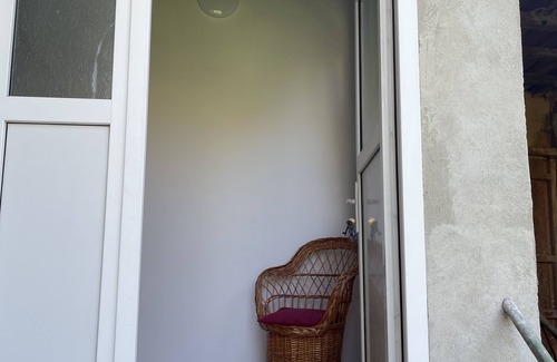 Altana Apartamento | Renovated old farmhouse with great opportunities nearby