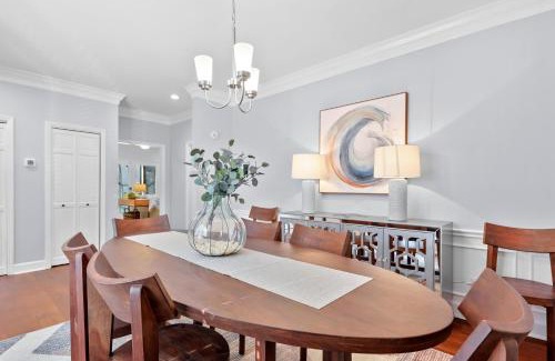 Savannah Casa | Renovated Pool Paradise Private Oasis Sleeps 14
