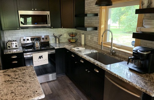 Thompsonville Cabina | Renovated River House on the Betsie in Northern Michigan