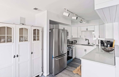 Utica Casa | Relax in our River Home! Hot Tub, Sauna & Game Rm
