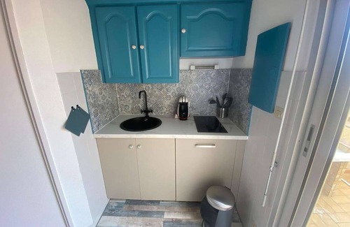 Marseillan Plage Apartamento | Estudio renovado con cabina y altillo, terraza, aparcamiento privado, mascotas permitidas