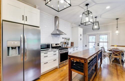 Lakeland Casa | Renovated, Stylish Retreat with Patio in Lakeland!