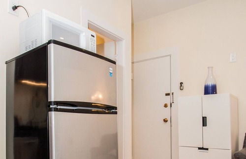 Cleveland Circle Condominio | Estudio renovado, soleado y espacioso en Boston Fácil viaje al centro de la ciudad