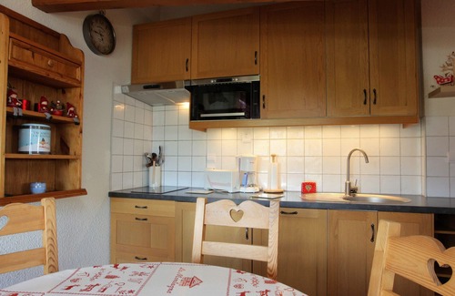 La Toussuire Apartamento | Apartamento reformado para 4 personas con balcón cerca de pistas y comercios