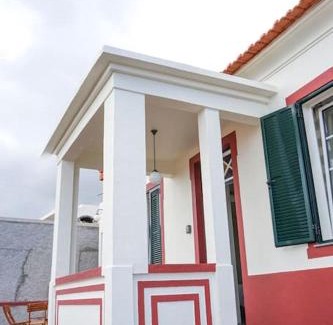 Santa Maria Maior Villa | Renovated Traditional House w 3BR & Outdoor Space