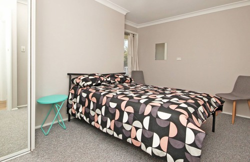 North Haven Apartamento | Unidad renovada cerca del río, playa y cafetería.
