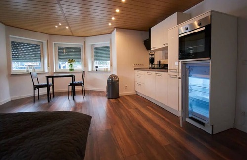 Meschede Apartamento | Renovated vacation apartment on the Ruhr Valley cycle path
