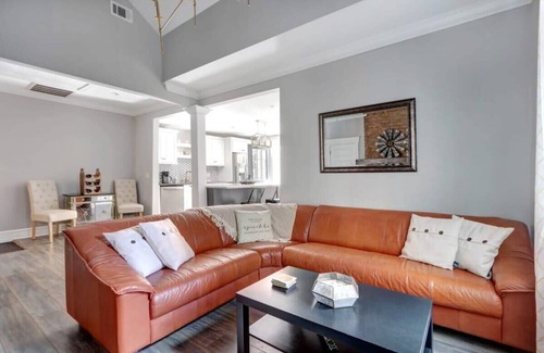 Savannah Victorian District Condominio | Renovated Victorian Condo Near Forsyth Park