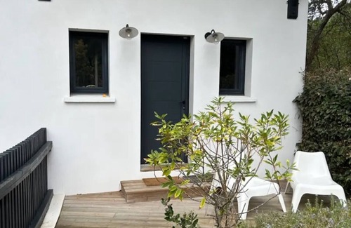 Le Canon Casa | Renovated villa at Le Canon, 5 minutes from the lake and 10 minutes from the ocean