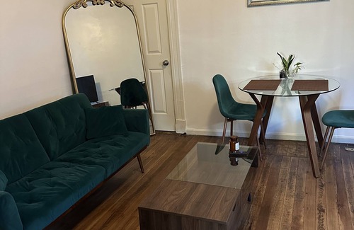 Columbia-Tusculum Apartamento | Renovated Vintage Chic Oasis - Urban Homestead, 8 Min Downtown Access!