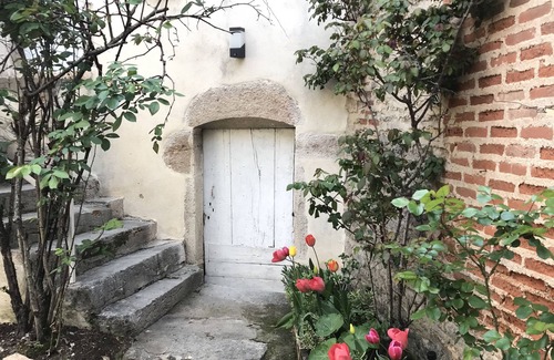 Savigny-les-Beaune Casa | Renovated winegrower's house in a quiet location