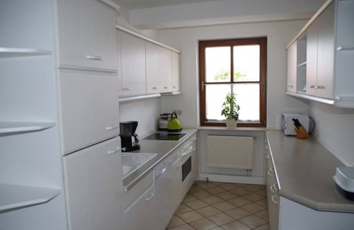 Hemau Apartamento | Casa de vacaciones renovada (110 m2) con bañera y conexión Wi-Fi gratuita
