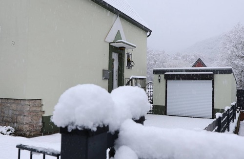 Gemund Casa | Renoviertes und Gemütliches Ferienhaus am Eifelsteig - Alte Maßschneiderei