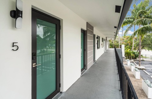 Croissant Park Condominio | Rent 2/1 in Fort Lauderdale near Las Olas