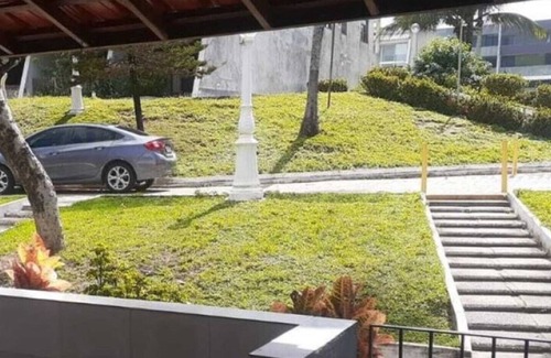 Piata Casa | Rent 3-bedroom village, beach front.