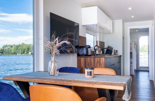 Oberhavel Alquiler De Eote | Rent a houseboat in Zehdenick