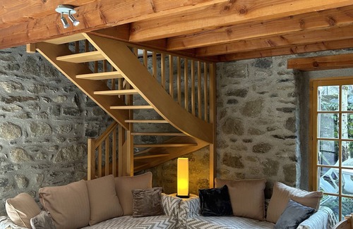 Tramezaigues Chalet De Esquí | Alquile granero restaurado en el corazón de un pueblo cerca de St Lary