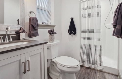 Broadmoor Casa | Rent My NOLA Sapphire, 5BR Modern Beauty!