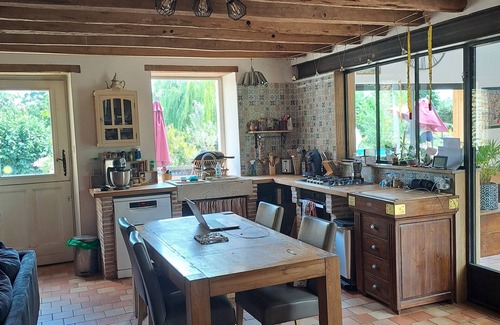 Ballon-Saint-Mars Cama Y Desayuno | Rent rooms in the countryside. Ideal for everyone.