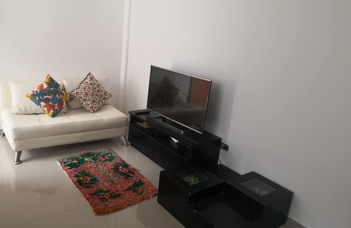 Pomasqui Apartamento | Alquilo Departamento seguro, ya que cuenta con seguridad 24 horas
