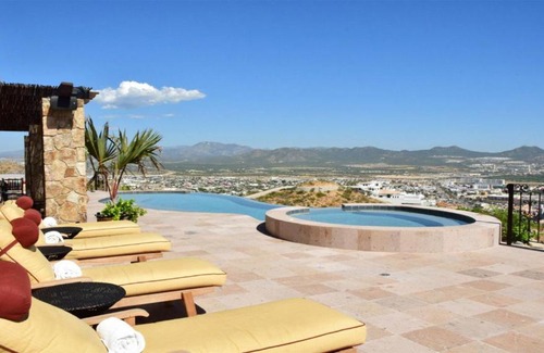 Pedregal Villa | Rent Your Dream Cabo San Lucas Holiday Villa and Look Forward to Relaxing Beside One of Your 2 Private Pools, Cabo San Lucas Villa 1005