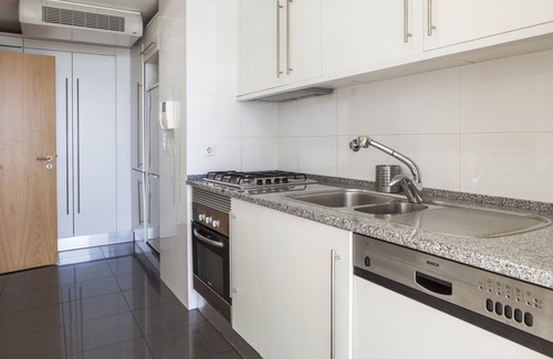 Parque das Nacoes Apartamento | RENT4REST LISBON PARQUE DAS NAÇÕES 17TH FLOOR RIVER VIEW