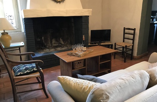 Croagnes Otro | ALQUILER 7 PERSONAS LUBERON SAINT SATURNIN APT