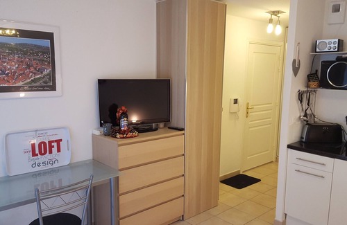 Obernai Apartamento | Alquiler estudio 02 alquiler vacaciones obernai en Alsacia ver en pequeño bosque