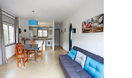Miami Platja Chalet De Esquí | Rentalmar Casa Horus