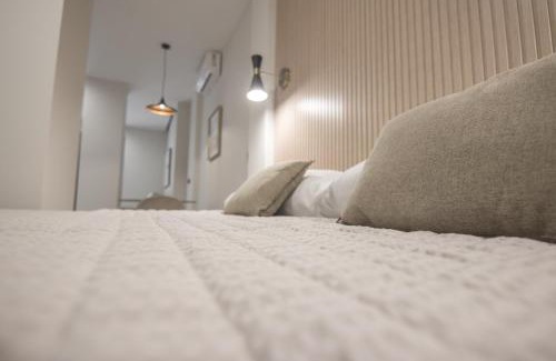 Los Remedios Apartamento | RentalSevilla Virgen de Robledo